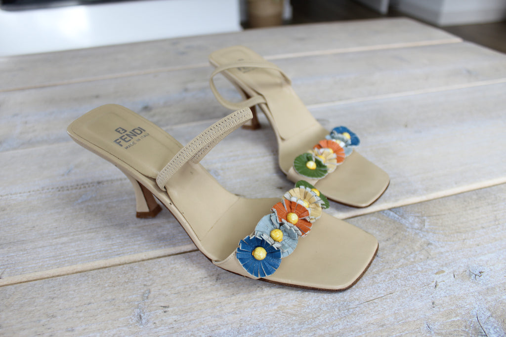 Fendi Nude Leather Flower Strappy Heels EU 36
