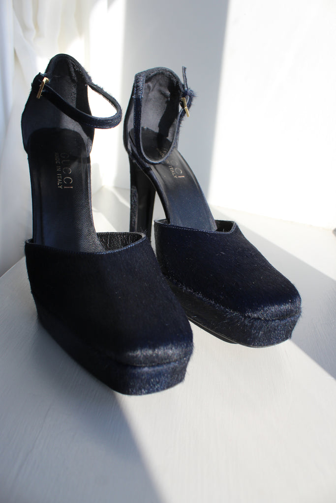 Gucci by Tom Ford Fall 1996 Navy Pony Hair Heels 37.5