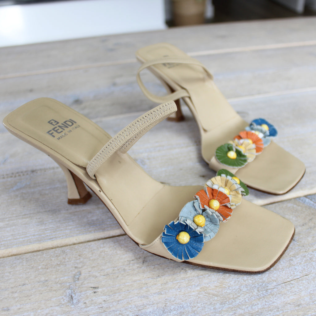 Fendi Nude Leather Flower Strappy Heels EU 36