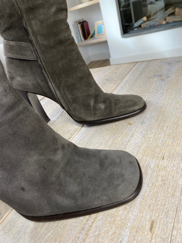 Gucci Dark Grey Suede Boots Size 35