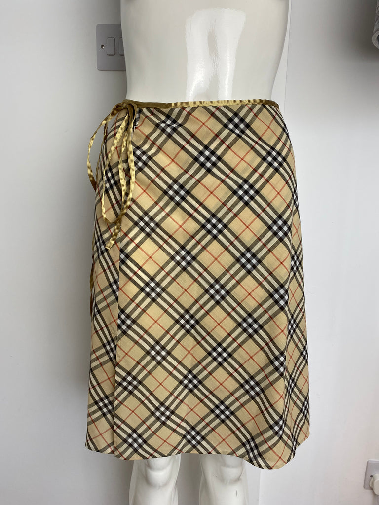 Burberry Nova Check Wrap Skirt