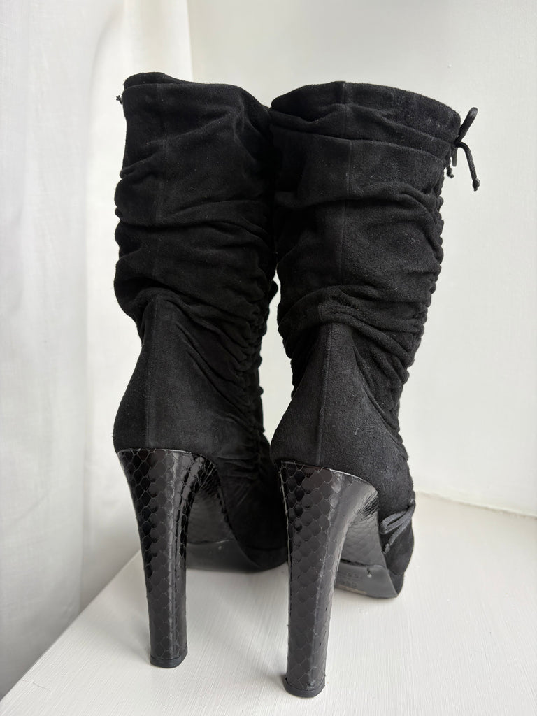 Gucci by Tom Ford FW 2004 Black Ruched Suede Boots 39