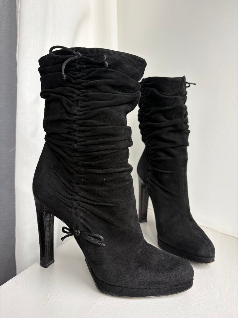 Gucci by Tom Ford FW 2004 Black Ruched Suede Boots 39