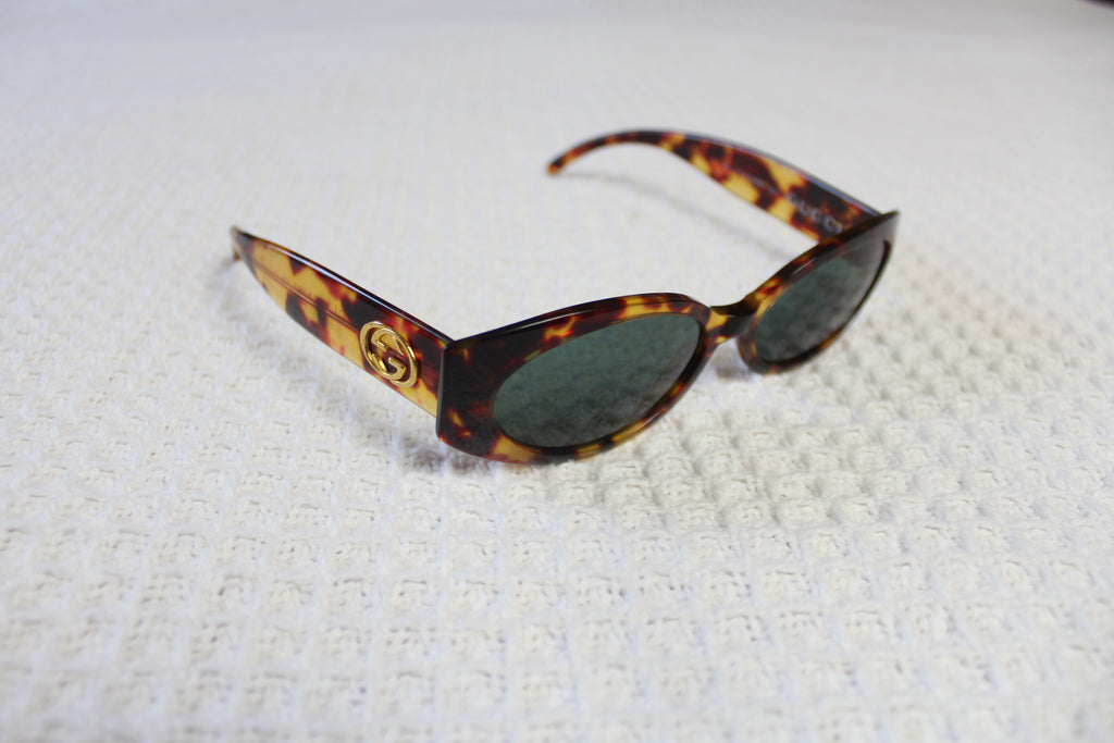 Gucci 90's Oval Shape Logo Tortoiseshell Sunglasses