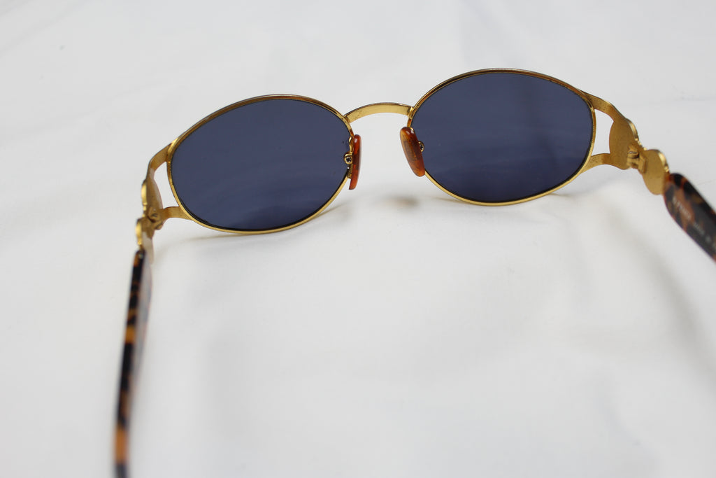 Fendi FS 261 Oval Tortoise Shell Sunglasses