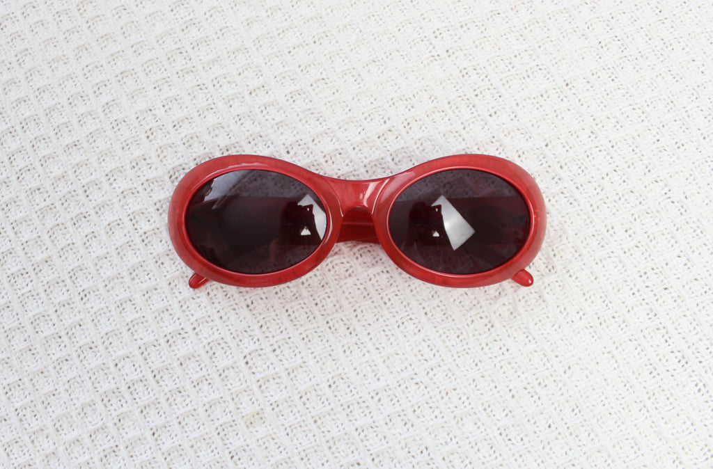 Gucci Red Logo Oval Sunglasses