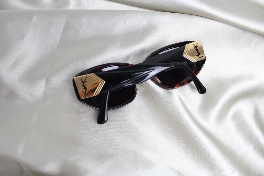 Yves Saint Laurent YSL Gold Logo Sunglasses | luxequarter.com