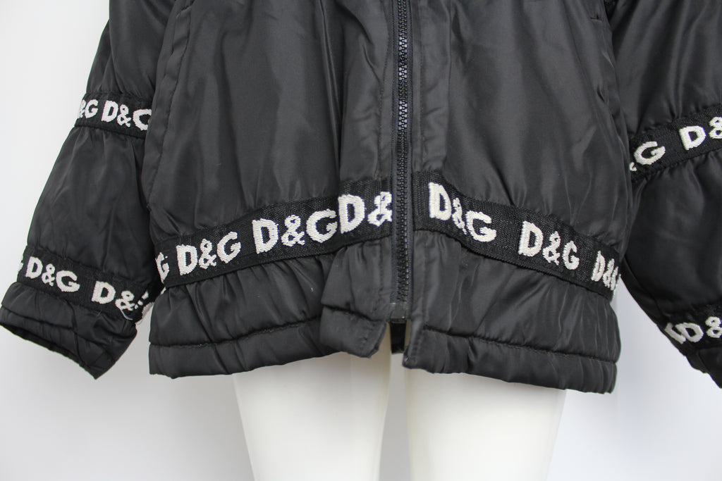 Dolce & Gabbana D&G Logo Tape Black Puffer Coat | luxequarter.com