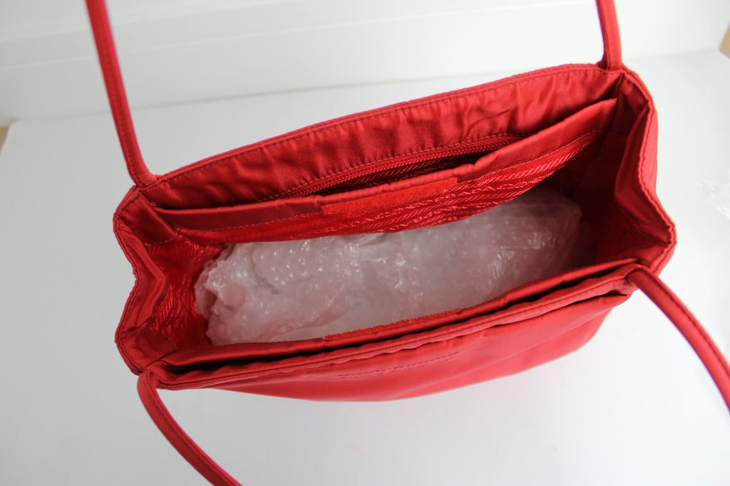 Prada Red Tessuto Shoulder Bag Nylon Cloth ref.489744 - Joli Closet