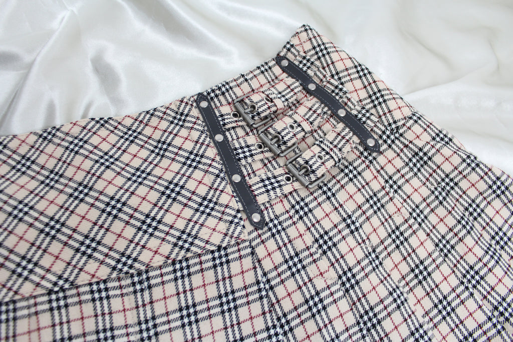 Burberry Nova Check Pleated Mini Skirt