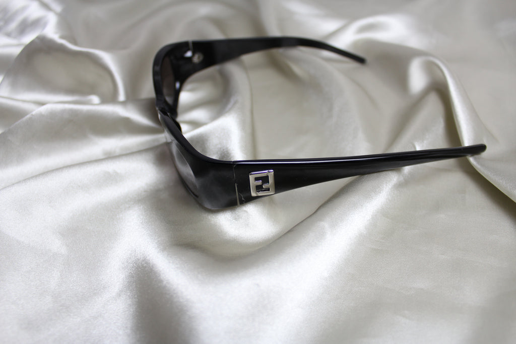 Fendi Black Logo Sunglasses