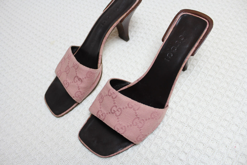 Gucci Monogram Pink Canvas Heels EU 36.5