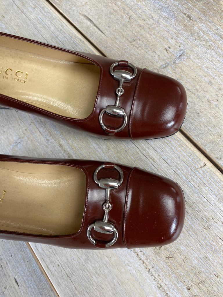 Gucci Burgundy Red Horesbit Patent Leather Heels 37.5