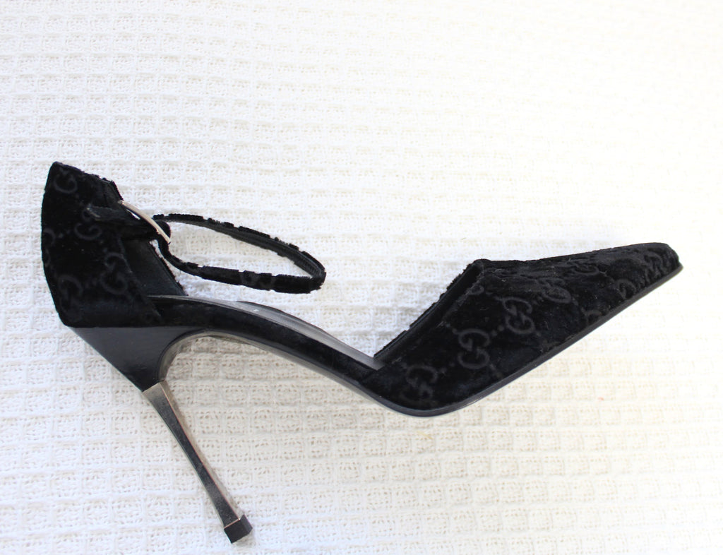 Gucci by Tom Ford Black Velour Stiletto Heels 37.5