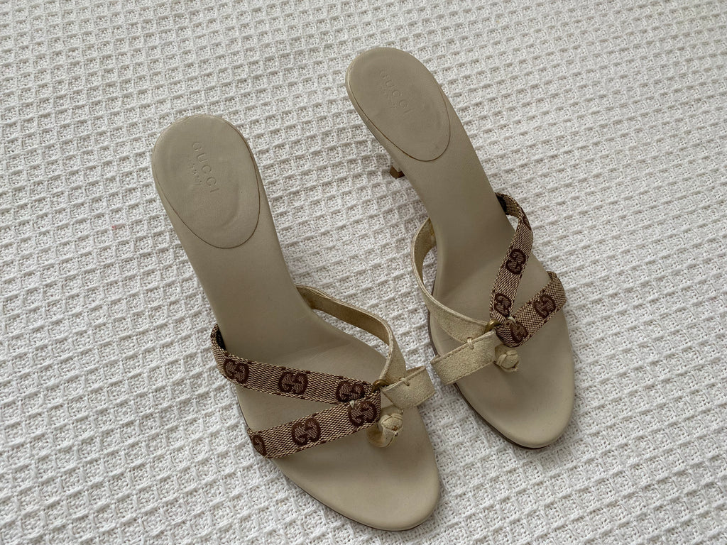 Gucci Nude Monogram Suede Heels EU 38