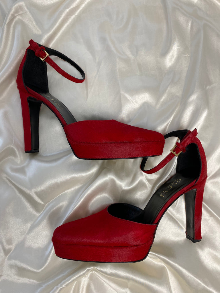 Gucci by Tom Ford Red Pony Hair Platform Heels 37.5