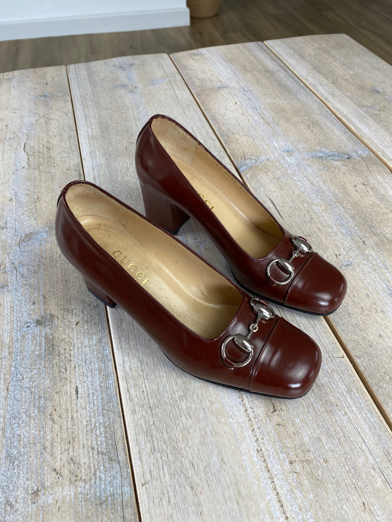 Gucci Burgundy Red Horesbit Patent Leather Heels 37.5