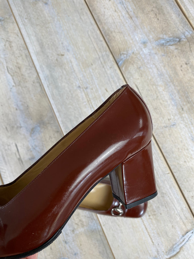 Gucci Burgundy Red Horesbit Patent Leather Heels 37.5